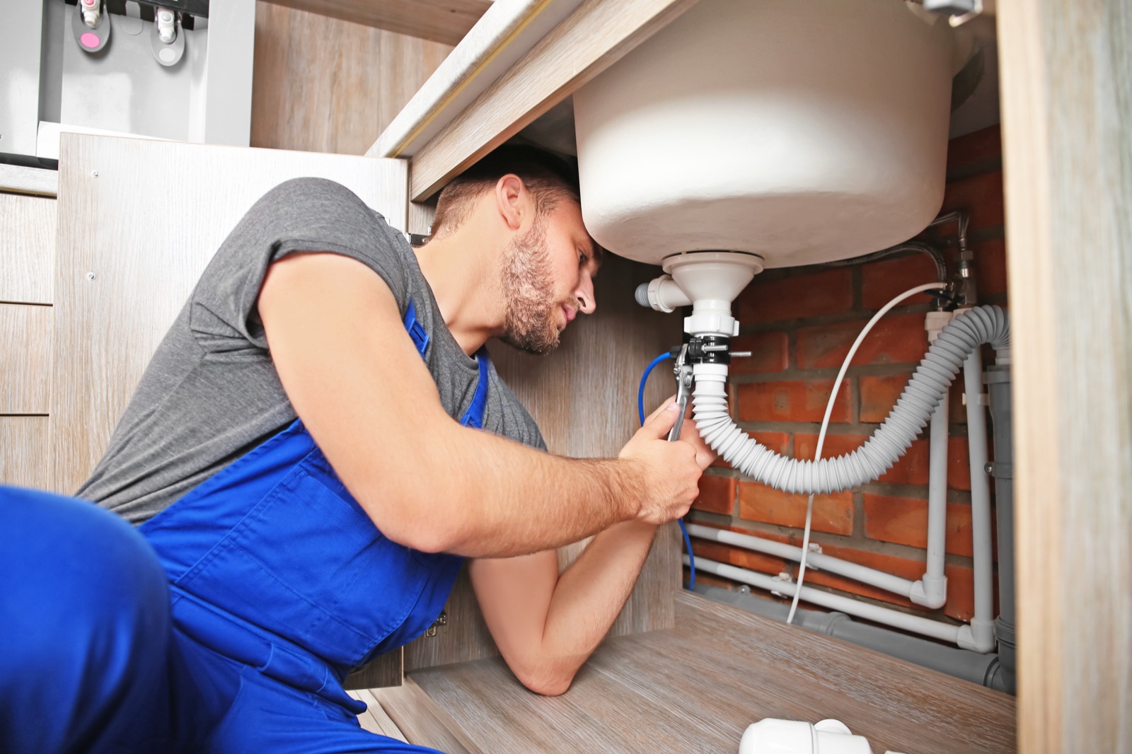 Leak & Pipe Repair